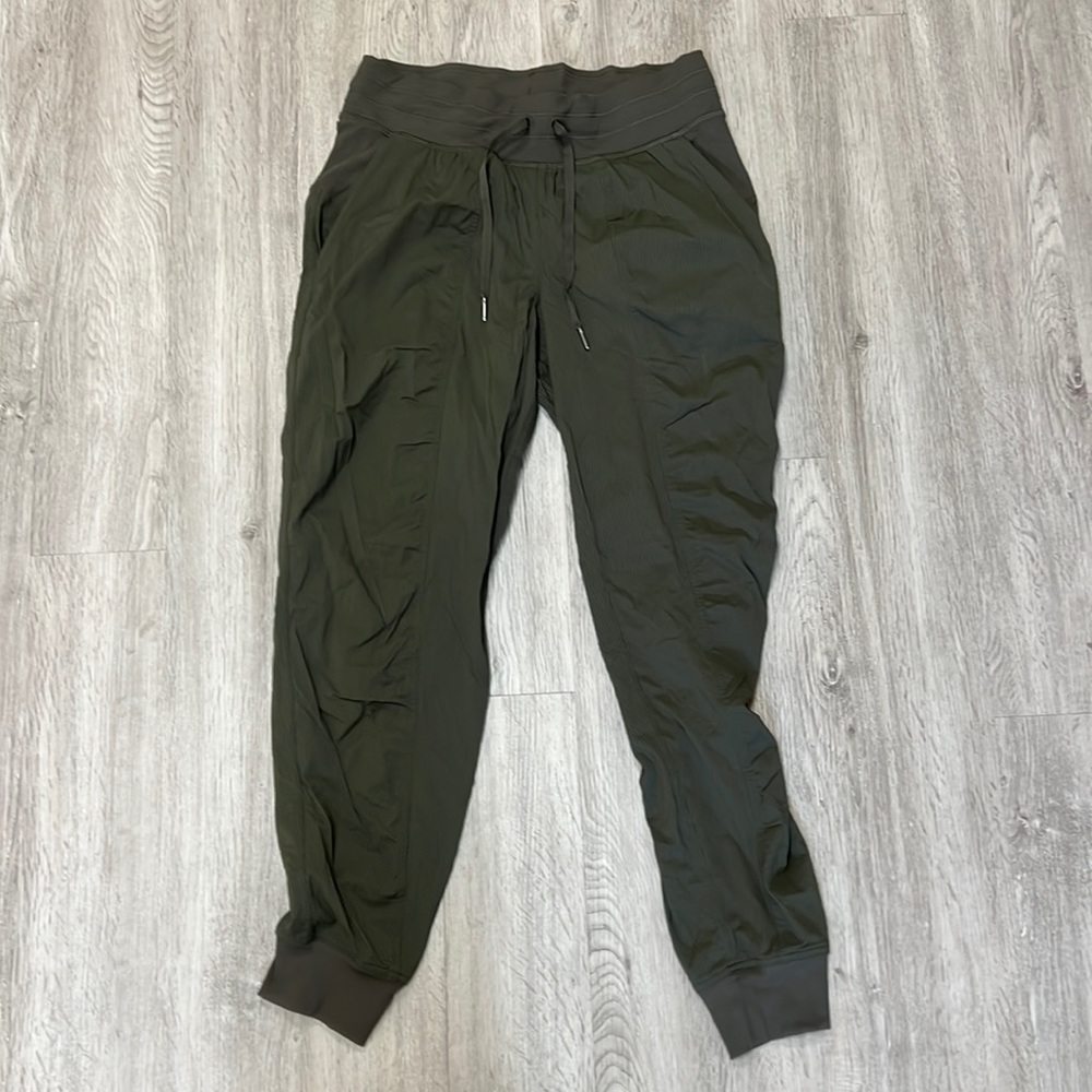 Lululemon Dance Studio Jogger EUC